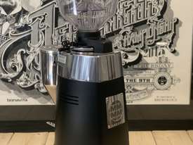 MAZZER KONY ELECTRONIC SILVER, BLACK AND WHITE BRAND NEW ESPRESSO COFFEE GRINDER - picture2' - Click to enlarge
