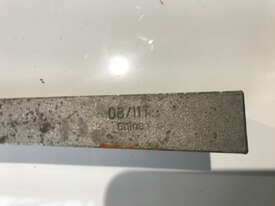 Fox Wedge Steel Straight 210mm long x 38mm Wide x 19mm thick Wedge 08/11T - picture2' - Click to enlarge