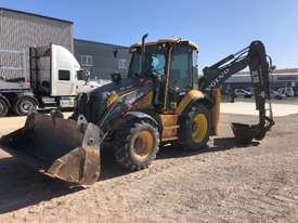 Volvo BL71B Backhoe  - picture0' - Click to enlarge