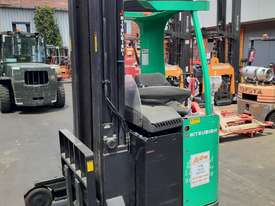 High Reach truck 7500mm 1800KG Mitsubishi Great Valve - picture2' - Click to enlarge