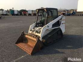 2008 Bobcat T140 - picture2' - Click to enlarge