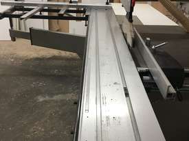Altendorf F45 panel Saw + Dust Extraction - picture1' - Click to enlarge