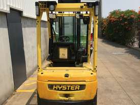 1.8T 3 Wheel Battery Electric Forklift - picture2' - Click to enlarge