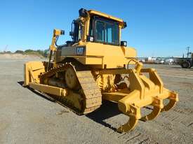 CAT D6T XL SU Blade & Tilt c/w Multi Shank Ripper - picture0' - Click to enlarge