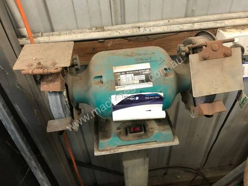 Makita Bench Grinder Model: GB601