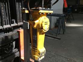 Atlas Copco SB152 Rock Breaker - picture0' - Click to enlarge