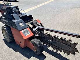 Ditch Witch 1820 Trenching Machine, 181 Hrs - picture0' - Click to enlarge