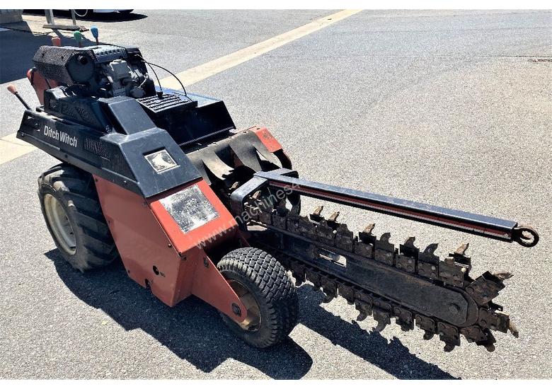 Used ditch witch Ditch Witch 1820 Trenching Machine 181 Hrs Trenchers