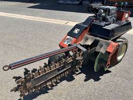 Ditch Witch 1820 Trenching Machine, 181 Hrs - picture2' - Click to enlarge