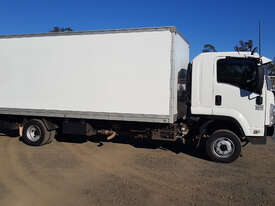 Isuzu FRR600 Pantech Truck - picture0' - Click to enlarge