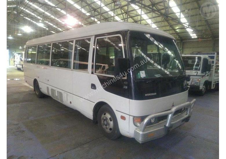 caption Mitsubishi Rosa