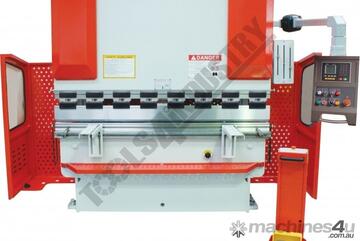 Metalmaster 2000mm x 44 ton Hydraulic Pressbrake with Light Guards Metalmaster 2000mm x 44 ton Hydraulic Pressbrake with Light Guards