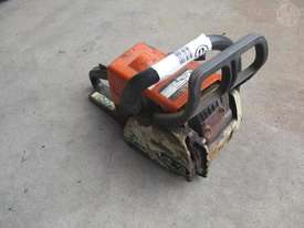 Stihl 017 Chainsaw - picture0' - Click to enlarge