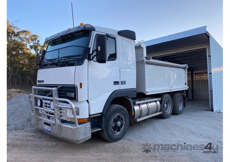 caption VOLVO TIPPER 1997 FH12