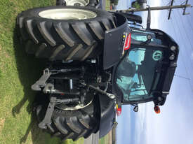 Valtra  N124H FWA/4WD Tractor - picture1' - Click to enlarge
