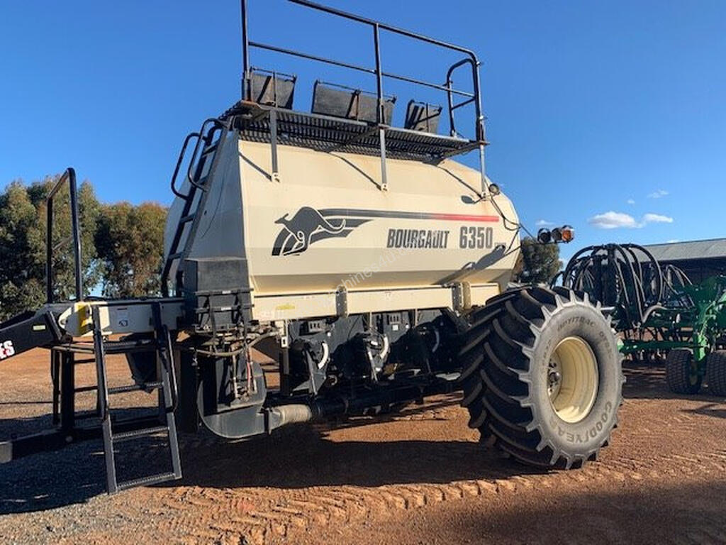 Used 2008 bourgault Bourgault 6350 Air Seeder Cart Seeding Planting