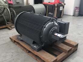 280 kw 375 hp 8 pole 740 rpm 415 volt Foot Mount 400 frame POPE AC Squirrel Cage Electric Motor - picture2' - Click to enlarge