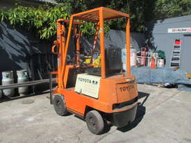 Toyota 900kg Electric Used Forklift #CS243 - picture2' - Click to enlarge