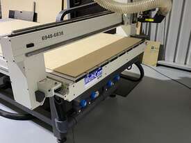 CNC Multicam 2020 Model! Extremely Low Hours - picture0' - Click to enlarge