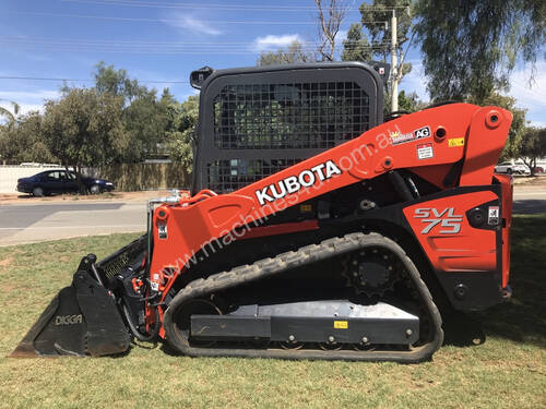 Kubota SVL75 Skid Steer Loader