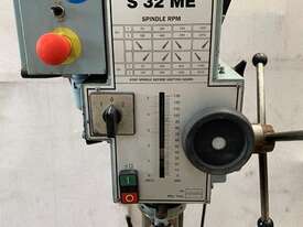 Strands (Sweden) S-32ME Geared Head Drill with power feed - picture2' - Click to enlarge