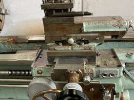 Shenyang CW6180 centre lathe 800mm x 3000mm  - picture2' - Click to enlarge