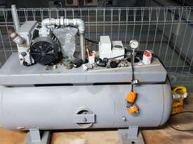 Busch Vacuum Pump - picture0' - Click to enlarge