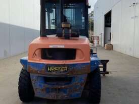 7.0T Diesel Counterbalance Forklift - picture2' - Click to enlarge