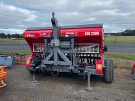 Irtem FDD 2500  Disc Seeder Seeding/Planting Equip - picture0' - Click to enlarge