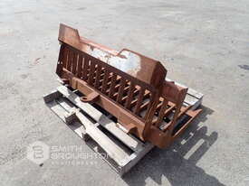 1400MM RAKE BUCKET TO SKID STEER - picture0' - Click to enlarge