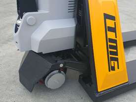 Electric Pallet Truck 1.5T with Lithium Battery - picture2' - Click to enlarge