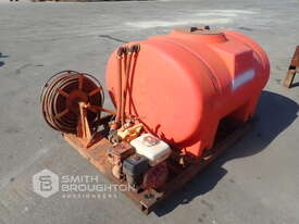 SILVAN 900 LITRE WATER TANK - picture1' - Click to enlarge