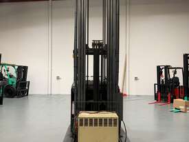 Nichiyu RBRF20 High level reach truck - picture2' - Click to enlarge