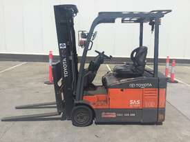 Toyota Counterbalance Forklift - picture0' - Click to enlarge