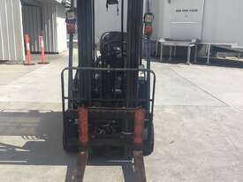 Toyota Counterbalance Forklift - picture0' - Click to enlarge