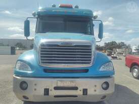 Freightliner  - picture0' - Click to enlarge