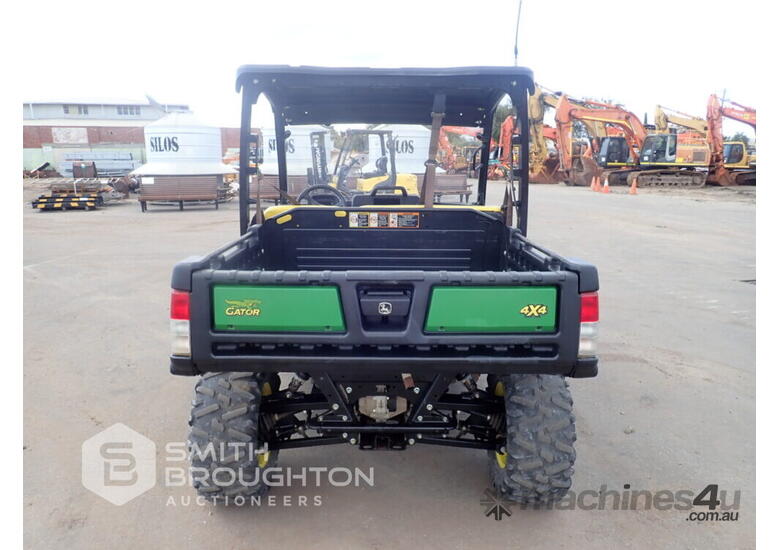 caption 2018 JOHN DEERE XUV865M GATOR 4X4 UTILITY VEHICLE