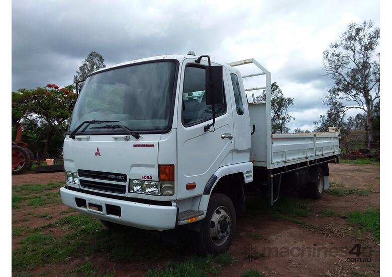 caption Mitsubishi tipper