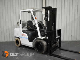 Unicarriers Nissan UG1F2A30DU 3 Tonne Forklift with Fork Positioner Container Mast 2017 Series - picture2' - Click to enlarge