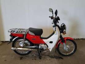 Honda Supercub - picture0' - Click to enlarge