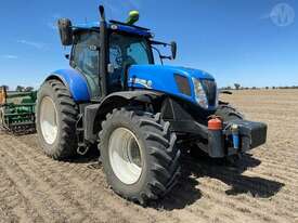 New Holland T7.260 - picture0' - Click to enlarge