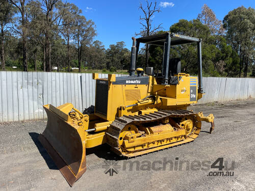 Komatsu D31E-18 Std Tracked-Dozer Dozer