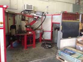 Comau Robot Welder - picture0' - Click to enlarge