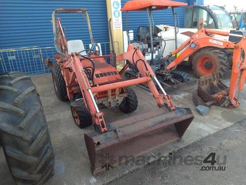 Kubota TL420