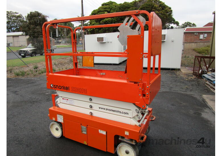 Used 2016 snorkel SNORKEL S3219E ELECTRIC SCISSOR LIFT Elevated Work ...