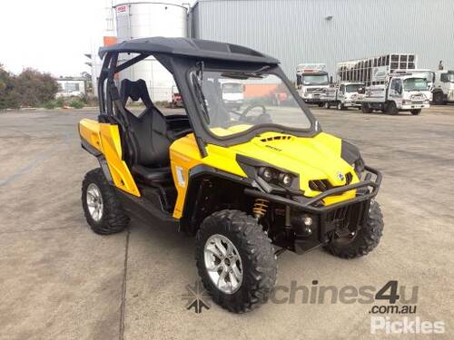 2014 Can-Am Commander 800