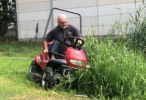 Civiline Atex AR950F All Terrain Ride-on Mower