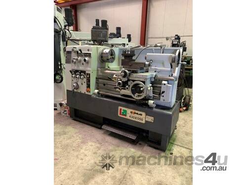 Taiwanese Centre Lathe, Ø 430x550 Turing Capacity