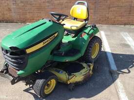 John Deere X520 - picture0' - Click to enlarge