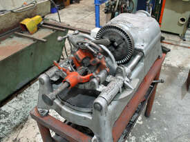 Ridgid 535 Pipe threading machine - picture2' - Click to enlarge